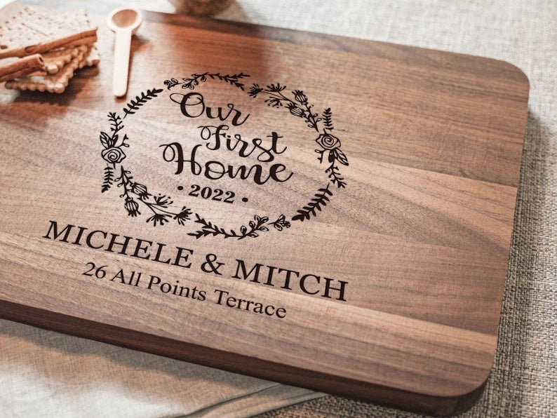Personalized Wooden Cutting Board – Custom Engraved & Ready to Gift