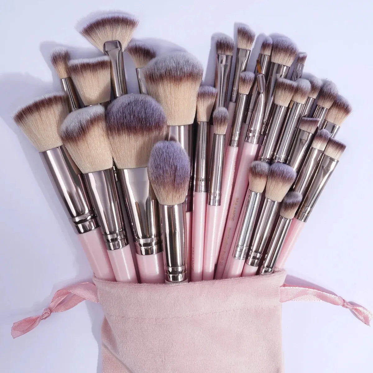 MAANGE 30pcs Professional Makeup Brush Set (Bag Included)