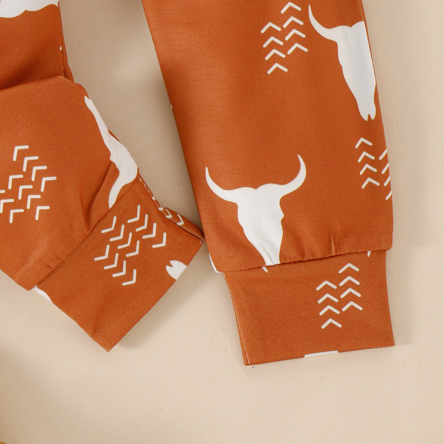 Farm Baby Outfit – Cowboy Print Sweatshirt & Bull Skull Pants 2-Piece Set